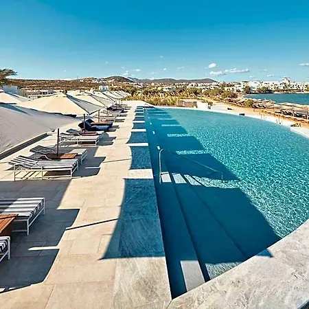 Cosme, A Luxury Collection Resort, Hotel